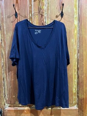 Terra & Sky Navy V-Neck Short Sleeve Women's Top